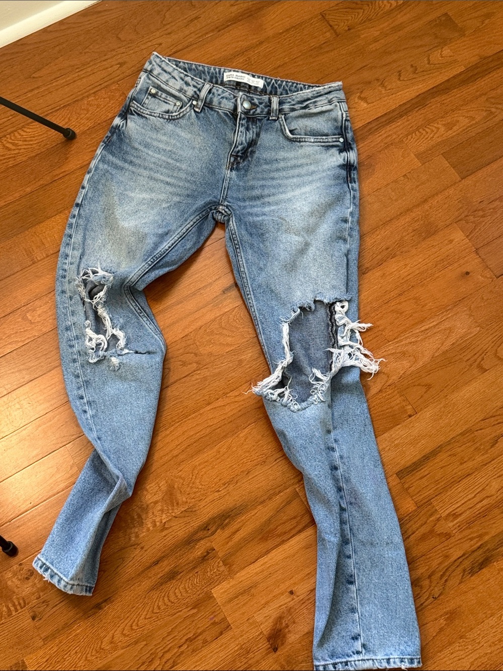 Light Blue Distressed Women’s Jeans